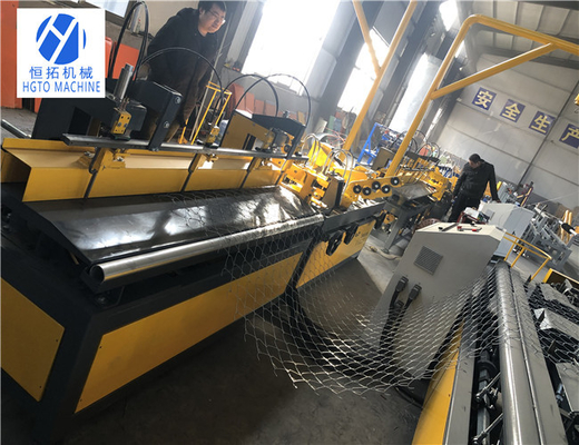 Railway CNC Automatic Chain Link Fence Machine Kawat Ganda Anti Korosi